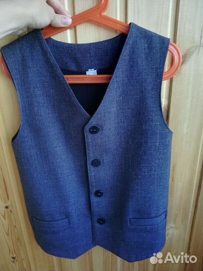 Жилет школьный р. 30