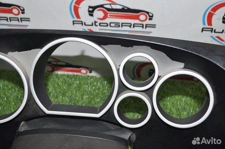 Консоль спидометра Toyota Tundra 3UR-FBE 2009