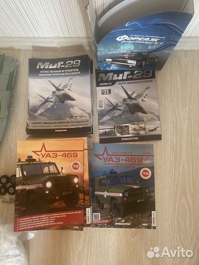 Продам не достроенные модели УАЗ 469,Волга М-21