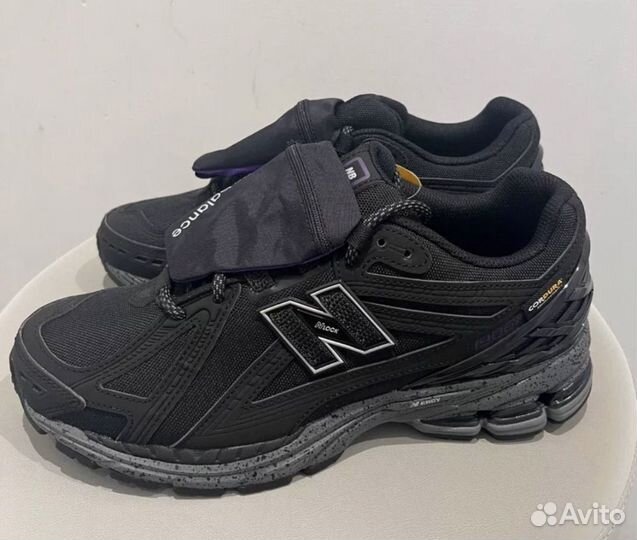 Зимние кроссовки New Balance 1906r cordura