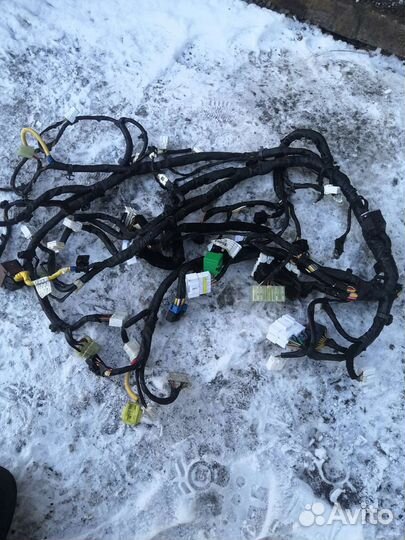 Проводка салонная, подторпедная солярис 1 рио 3