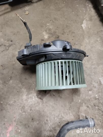 Моторчик печки Volkswagen Passat B5 GP 74.022.123