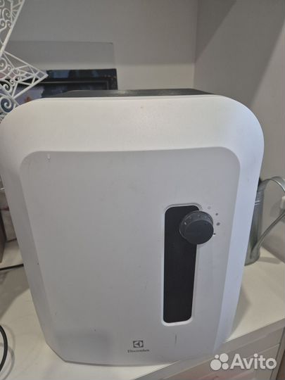 Мойка воздуха electrolux