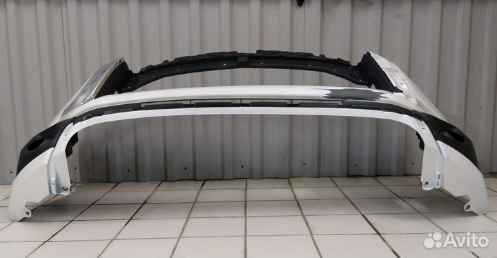 Передний бампер Mitsubishi Pajero Sport 3