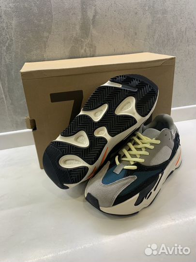 Кроссовки yeezy boost 700, изи, изики