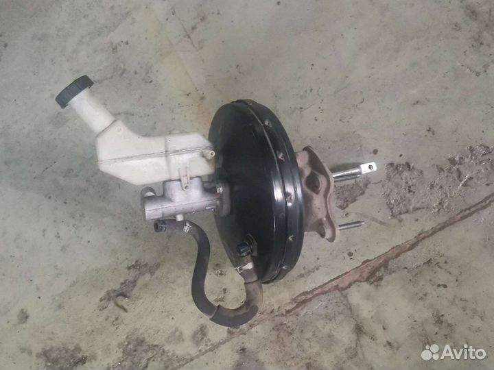 Усилитель тормозов вакуумный на ниссан ноте Е11