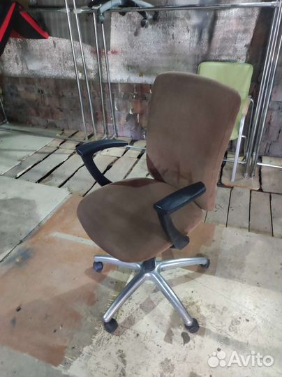 Компьютерное кресло руководителя