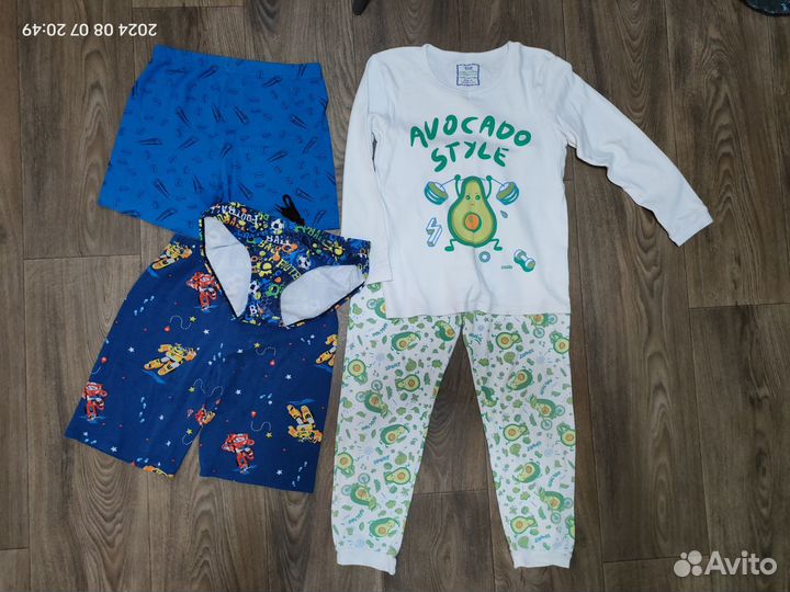 Отдам вещи для мальчика 152 р