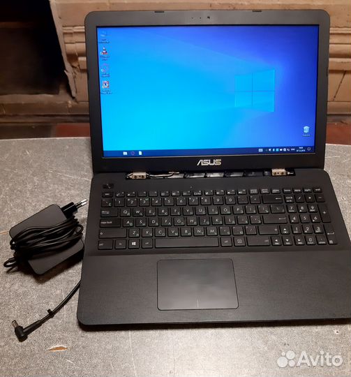 Ноутбук asus X555S