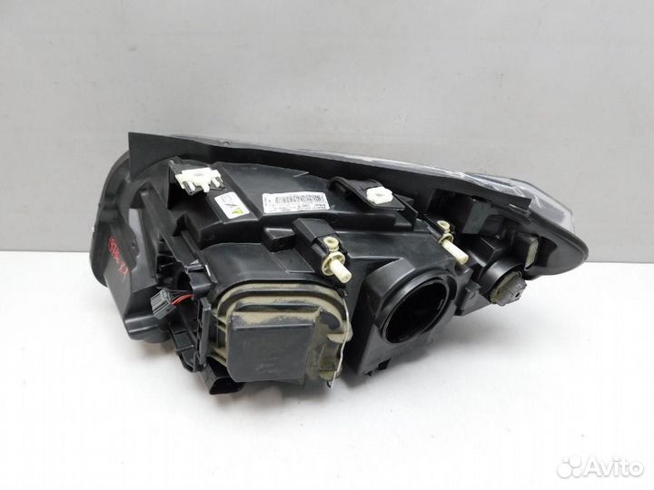 Фара правая BMW X1