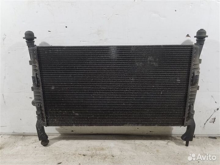 Радиатор охлаждения (основной) Ford Transit