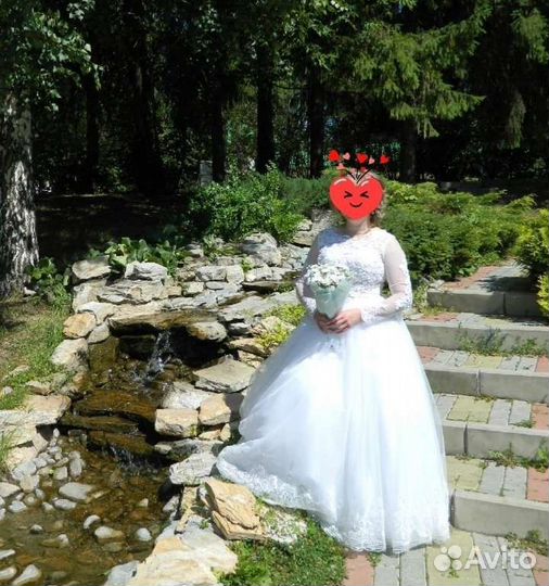 Свадебное платье