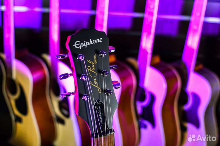 Электрогитара Epiphone Les Paul + Аксессуары