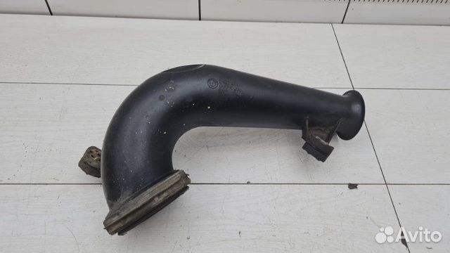 Патрубок воздушный Bmw 7 E38 M52/TU 1999