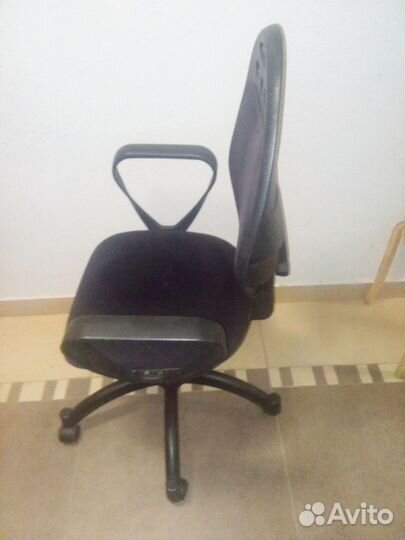 Компьютерное кресло