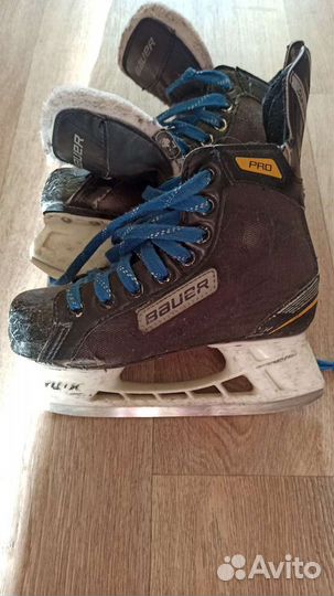 Хоккейные коньки bauer