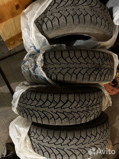 Комплект зимних колес r15