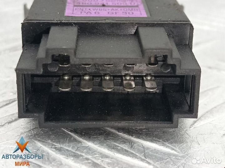 Кнопка аварийной сигнализации Audi A6 4B/C5 рест