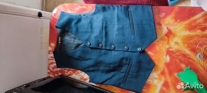 Жилетка для мальчика школьный