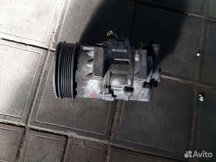 Компрессор кондиционера Toyota Corolla 150