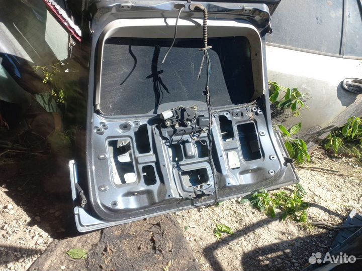 Крышка багажника форд C MAX