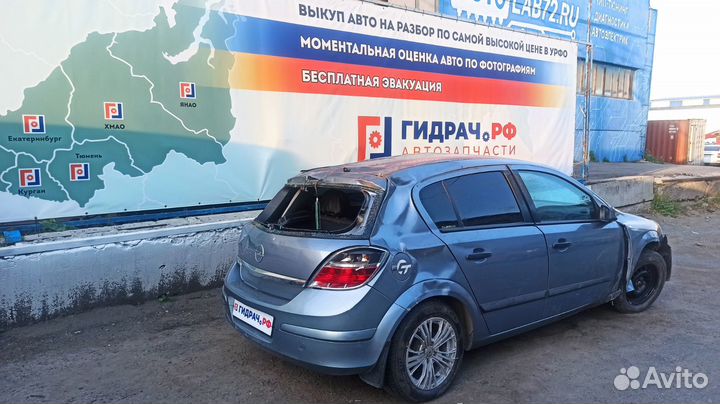 Зеркало правое Opel Astra H 13142393. Механическое.Без крышки