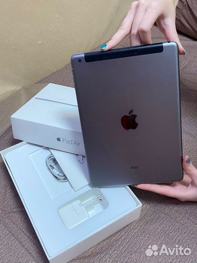 Apple iPad air 16 GB Wi-Fi + Cellular Space Gray