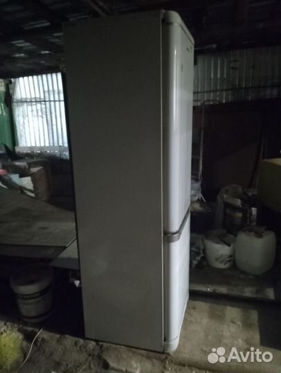 Холодильник бу