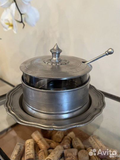 Емкость для сыра/сахара винтаж. Олово. Италия