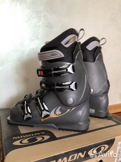 Горнолыжные ботинки женские Salomon 25.0