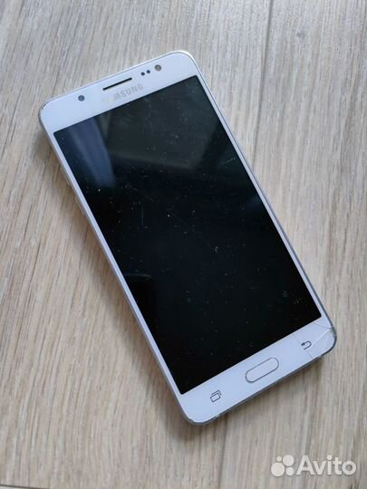 Запчасти для Samsung J5