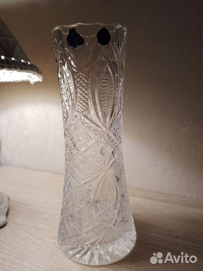Хрустальная ваза