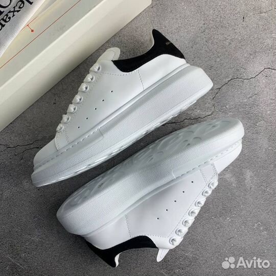 Кроссовки Alexander McQueen White Black (36-45)