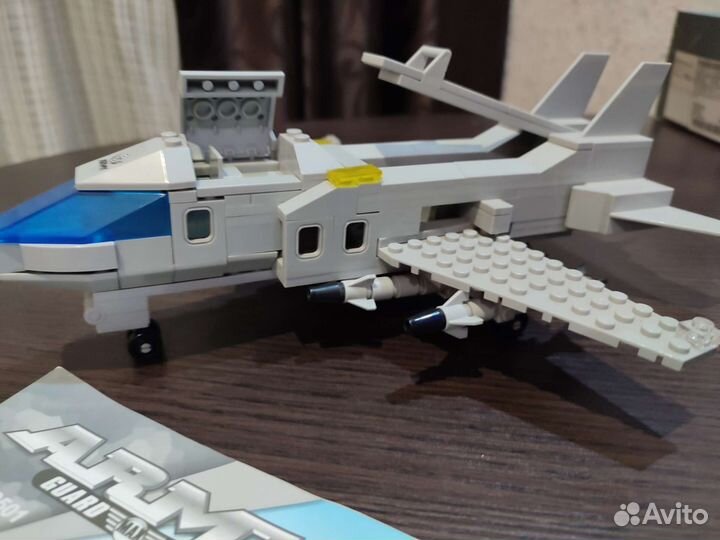 Lego самолёт истребитель