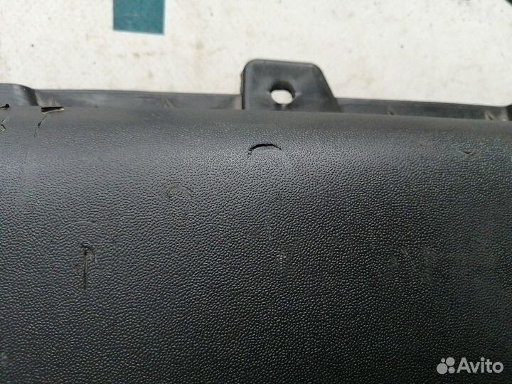 Решетка переднего бампера 86561-1J000 Hyundai I 20