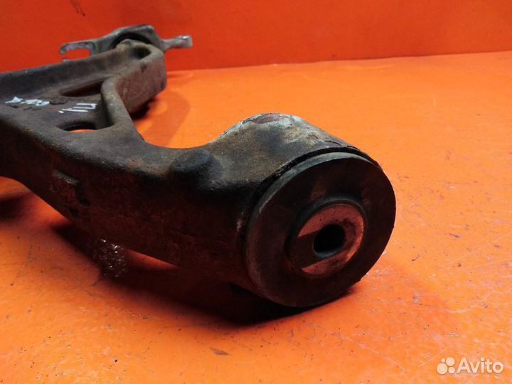 Рычаг подвески нижний передний левый Jeep Grand