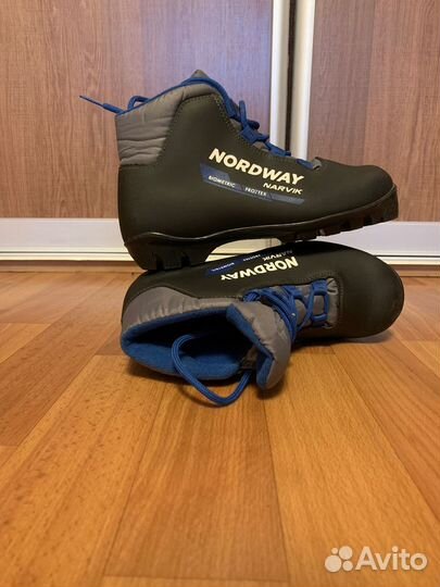 Лыжные ботинки детские