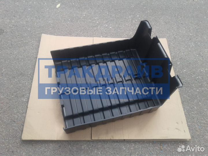 Крышка АКБ Даф хф95 105 1603386