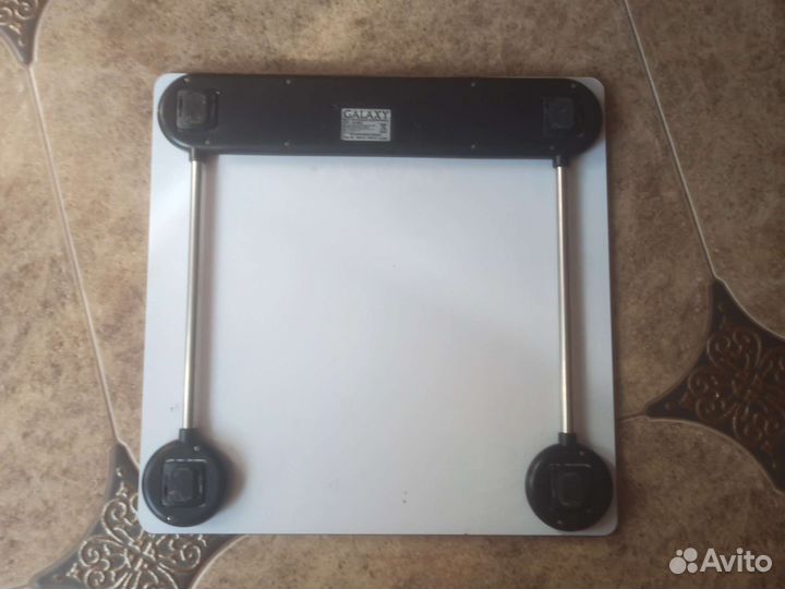 Весы напольные электронные