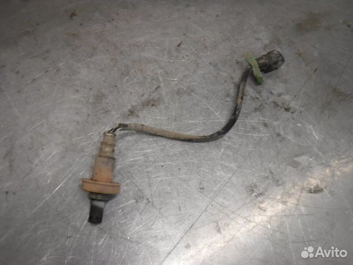 Датчик кислорода Toyota Corolla 151 1ZR 2012