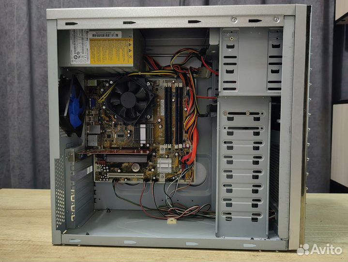 Intel Core 2 Quad, 3гб, GeForce210, 80Гб HDD