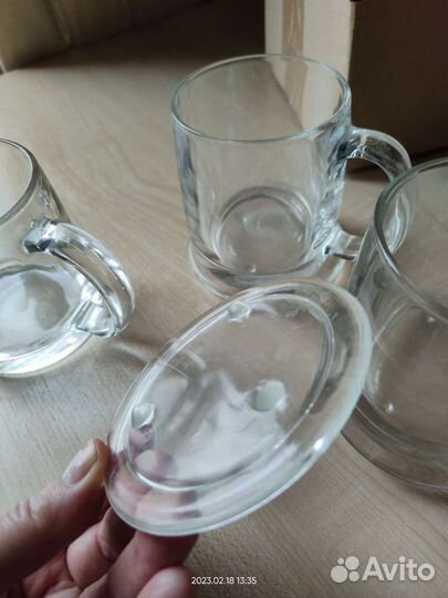 Кружки с подставками новые