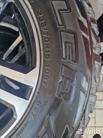 Bridgestone Dueler A/T 235/70 R16 106T