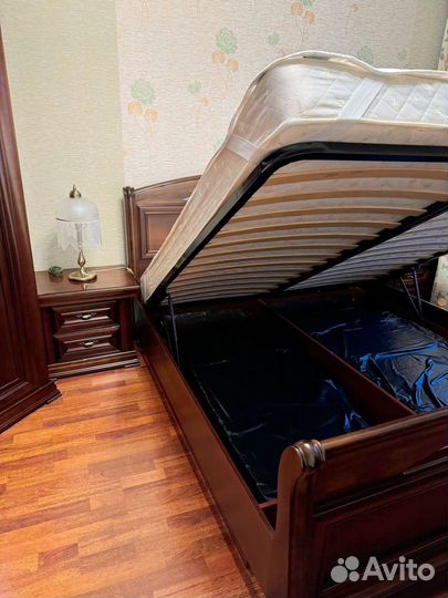 Спальный гарнитур / мебель для спальни