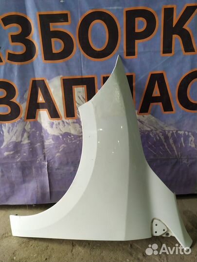 Renault megane 3 крыло переднее левое