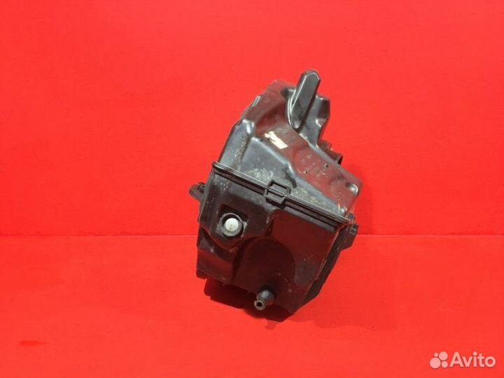 Корпус воздушного фильтра Renault Scenic 3 M4R 711