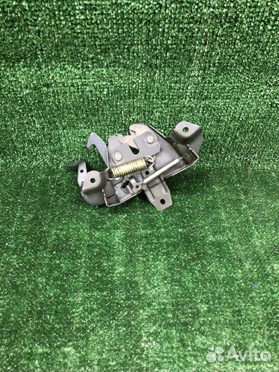 Замок капота Mitsubishi Galant 8