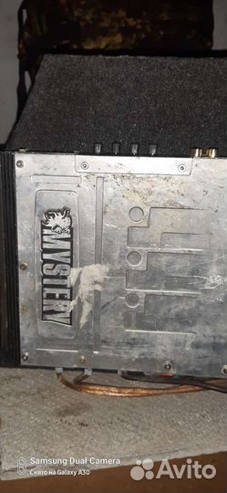 Автомобильный сабвуфер и усилитель