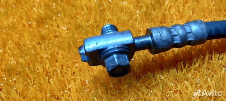 Шланг тормозной задний левый Volkswagen Passat B7