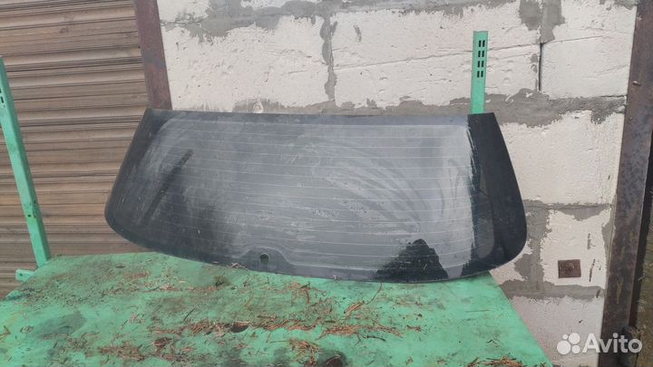 Стекло заднее passat б6 универсал